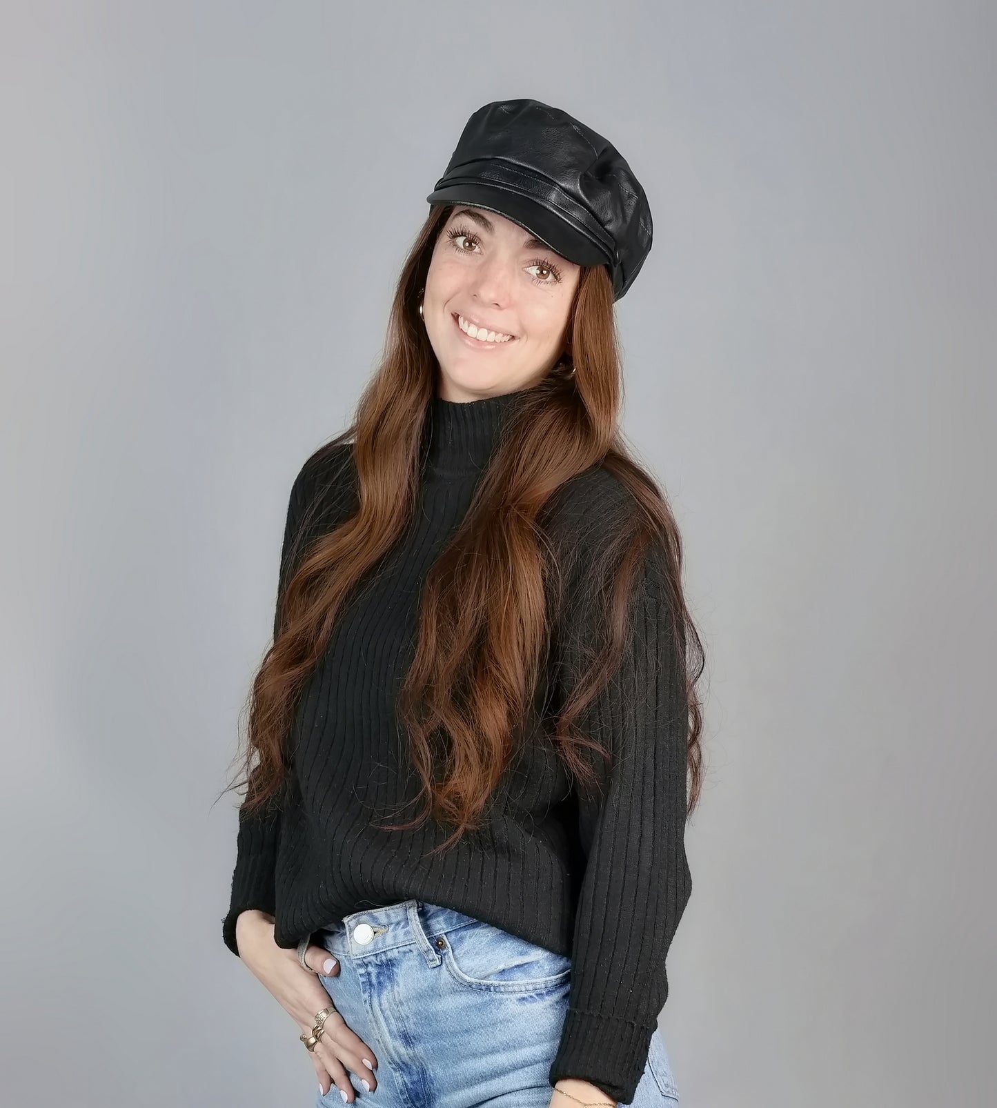 VEGAN FAUX LEATHER CABBY