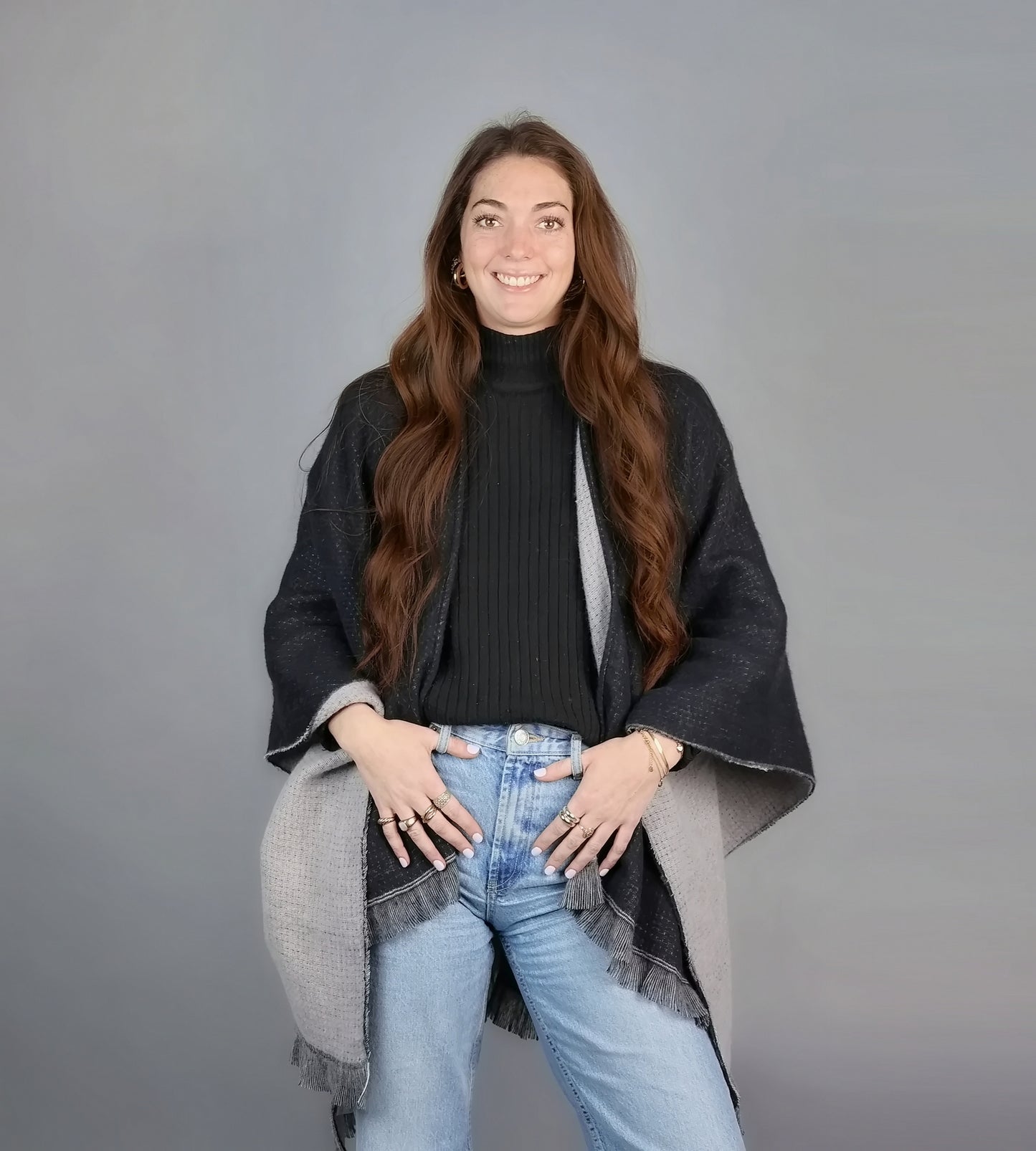 REVERSIBLE RUANA WRAP