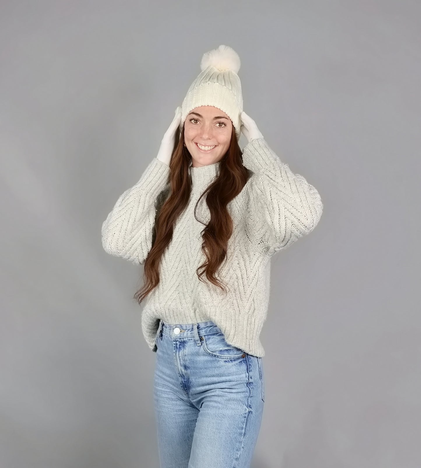 SEQUIN KNIT BEANIE & TEXTING GLOVE SET