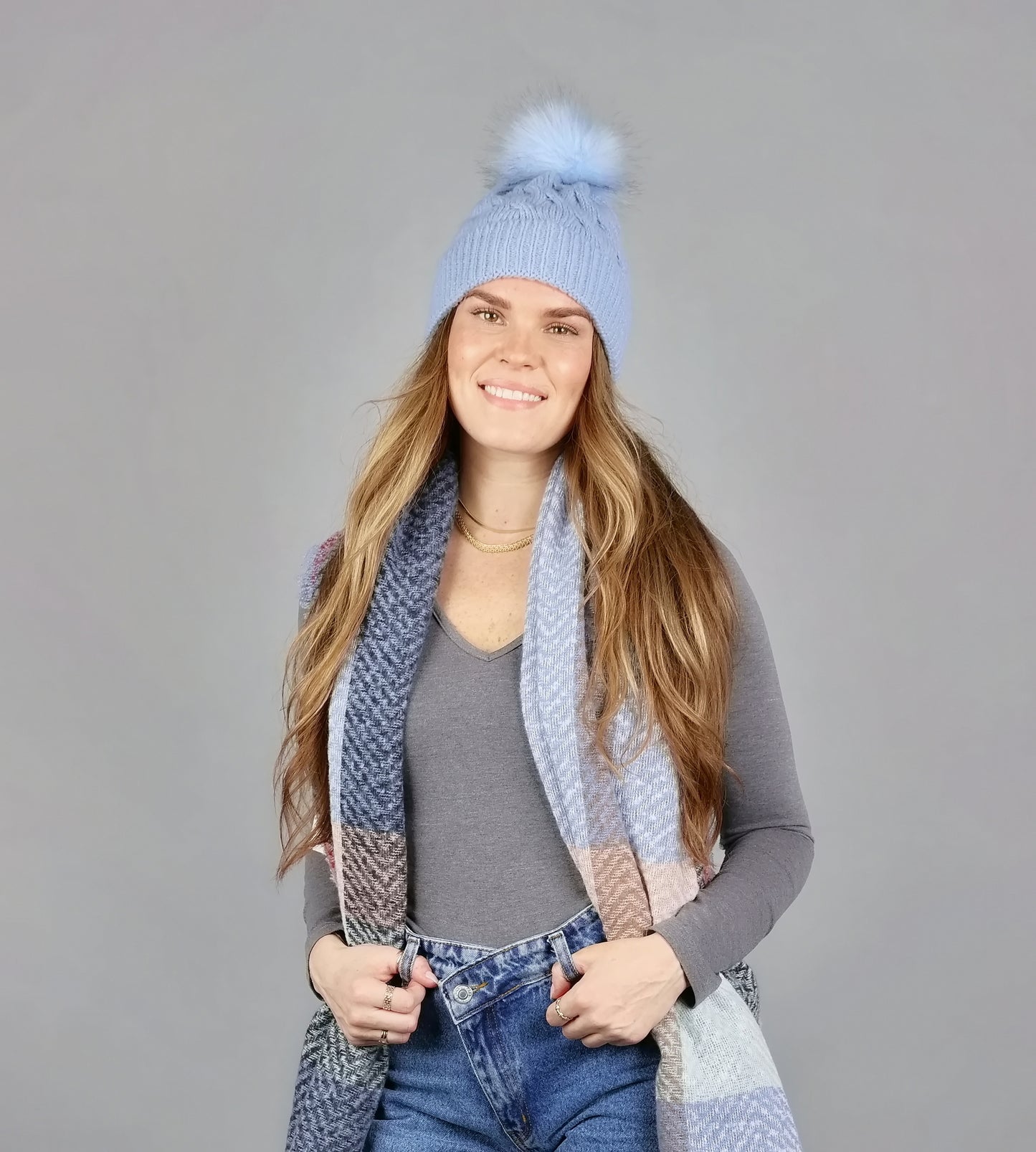 LARGE PLAID SCARF & CABLE BEANIE SET