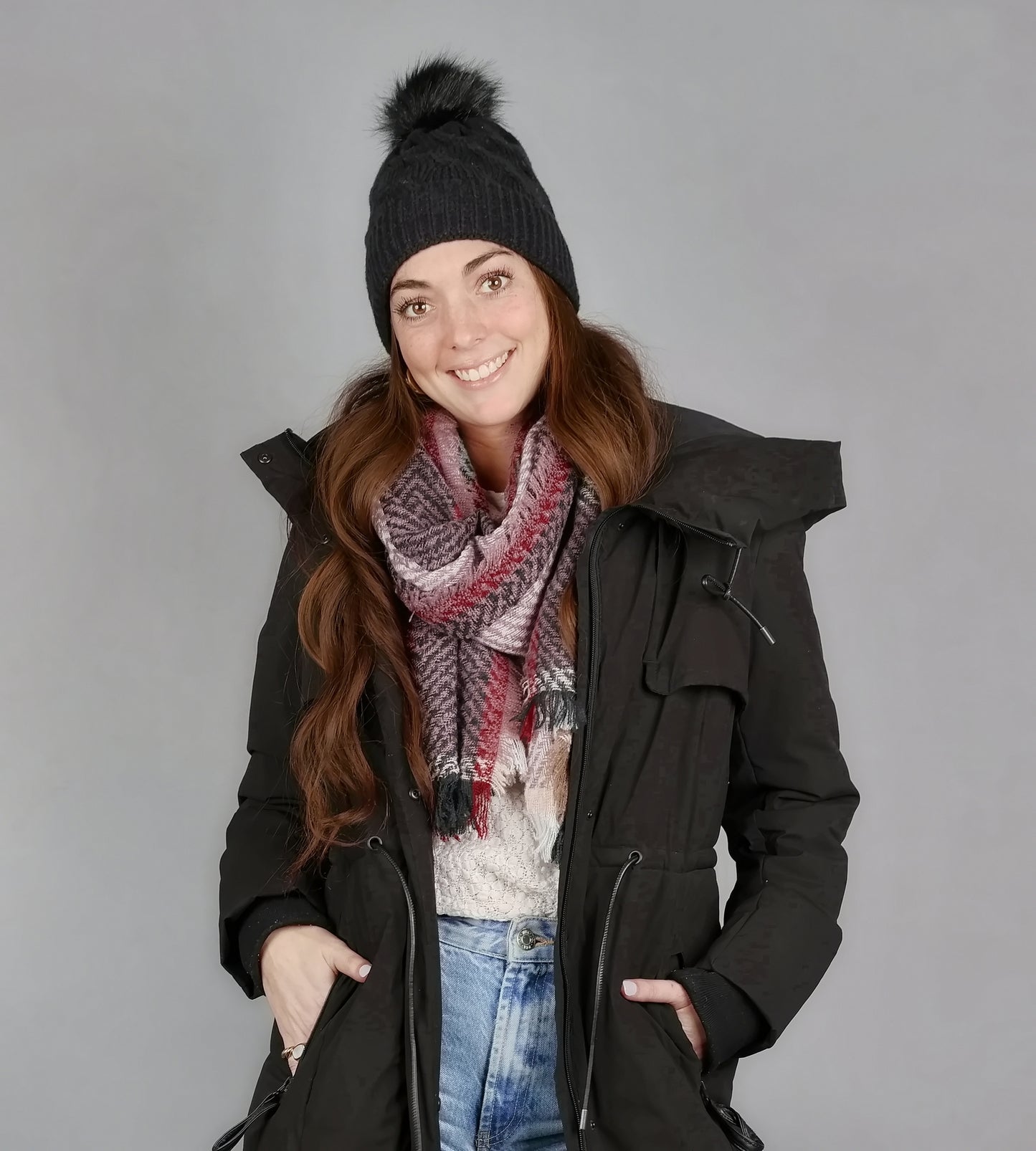 LARGE PLAID SCARF & CABLE BEANIE SET