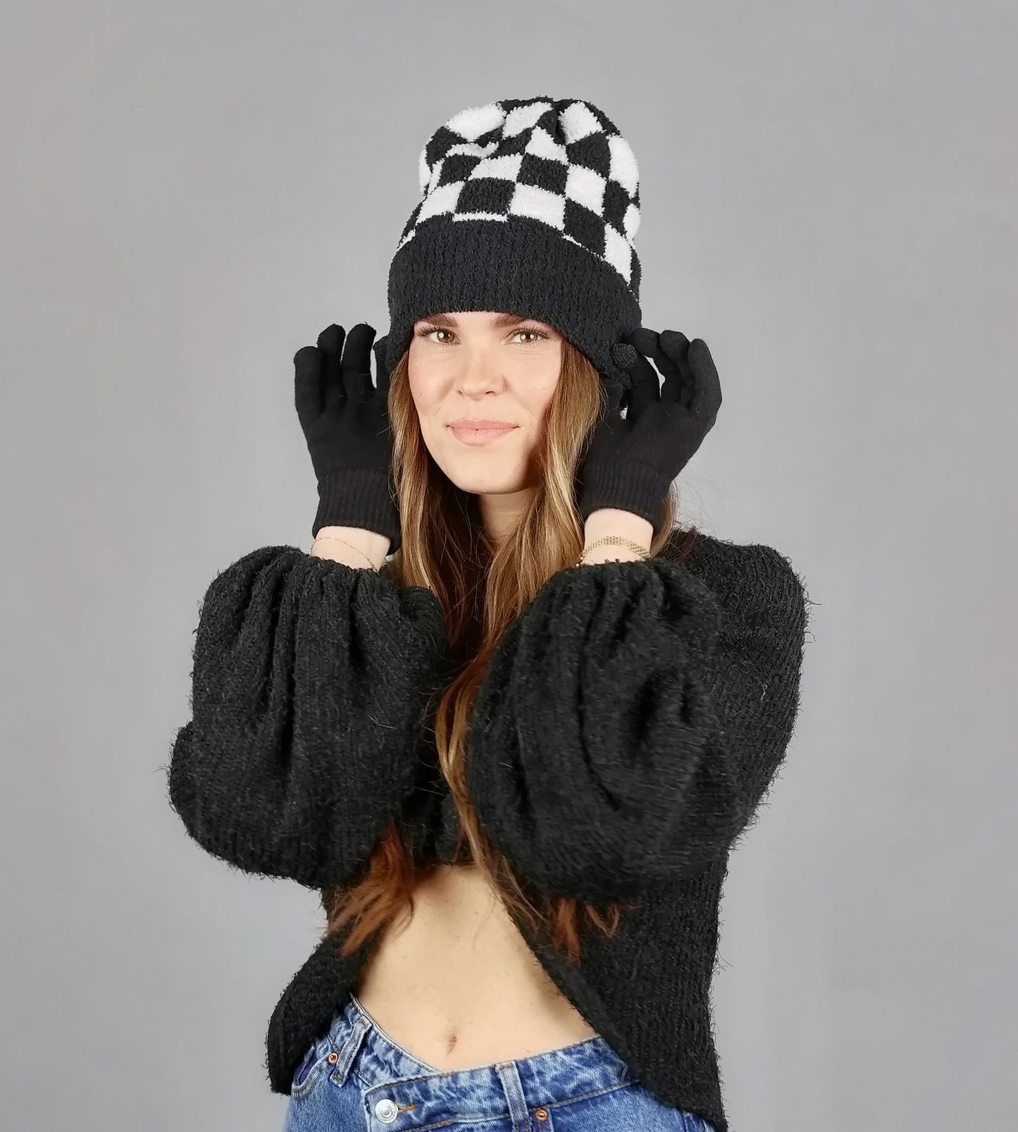CHENILLE CHECKER BEANIE & MATCHING TEXT GLOVE SET