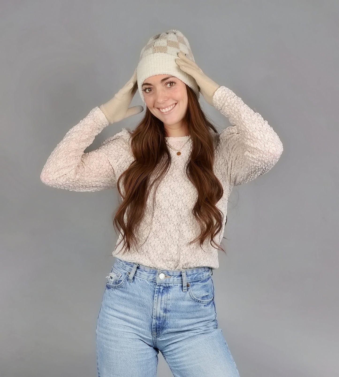 CHENILLE CHECKER BEANIE & MATCHING TEXT GLOVE SET