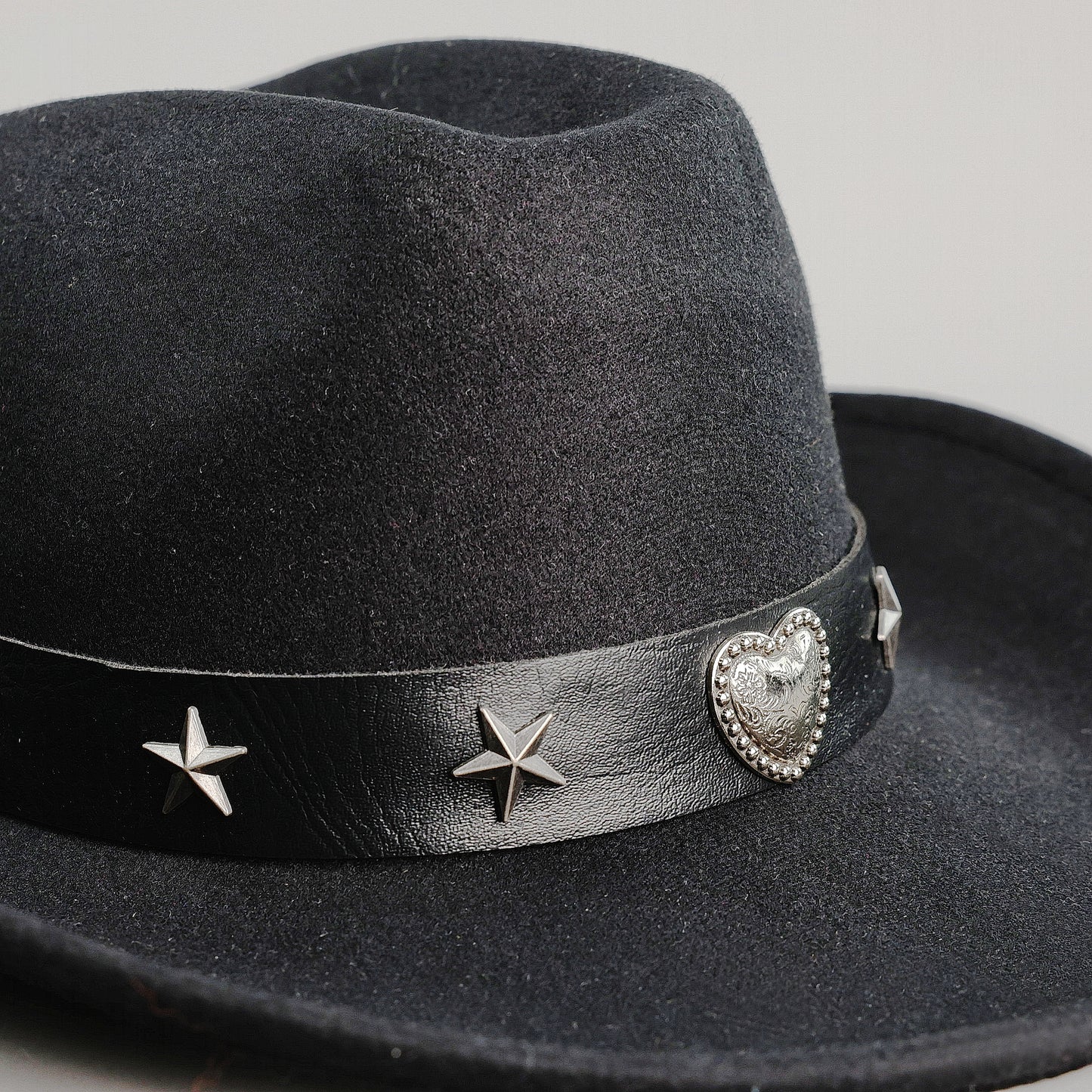 UNDER THE STARS COWBOY HAT