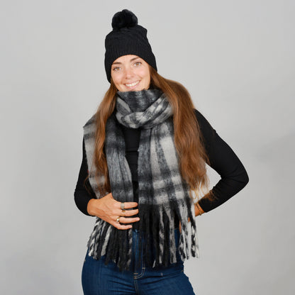 CABLE KNIT BEANIE AND BLANKET SCARF SET